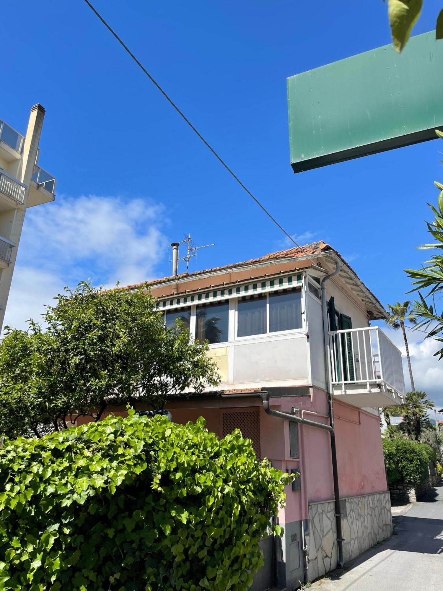 Casavacanze Internazionale Ντιάνο Μαρίνα Εξωτερικό φωτογραφία